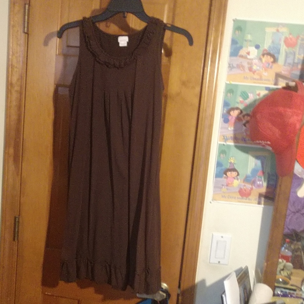 Brown dress